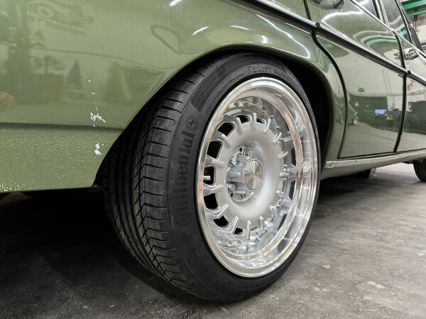 MEC Design meclassico11 17 Zoll Alufelgen für Mercedes-Benz W114 / W115
