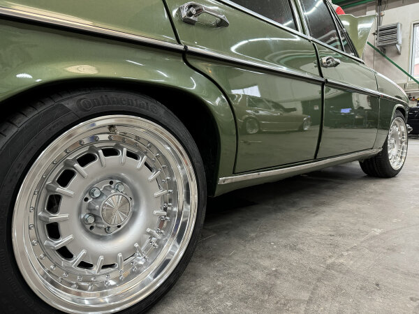 MEC Design meclassico11 17 Zoll Alufelgen für Mercedes-Benz W114 / W115